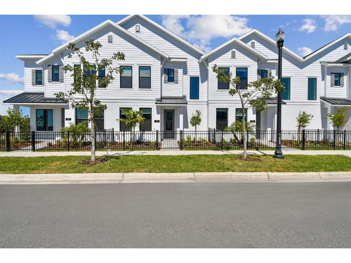 7205 Sutton Lane Sarasota FL 34240 TB8342294 image1