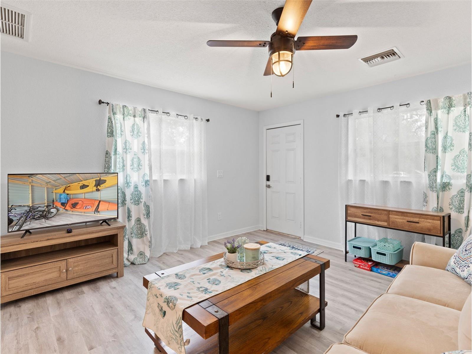7206 Schering Street Weeki Wachee FL 34613 TB8512915 image39