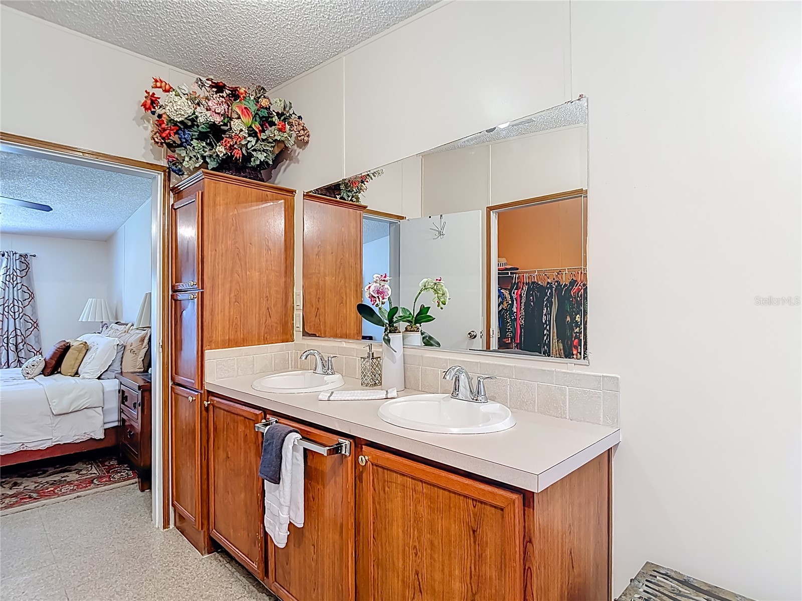 7207 50th Avenue S Tampa FL 33619 TB8500365 image37