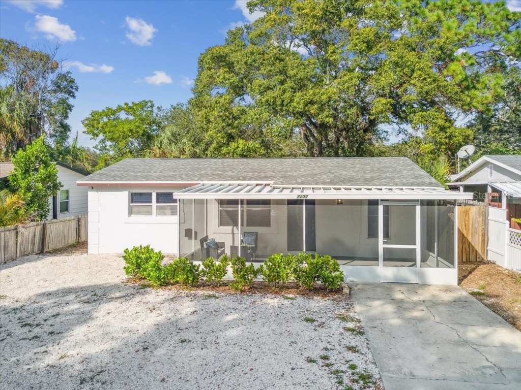 7207 51st Avenue N Saint Petersburg FL 33709 U8223190 image1