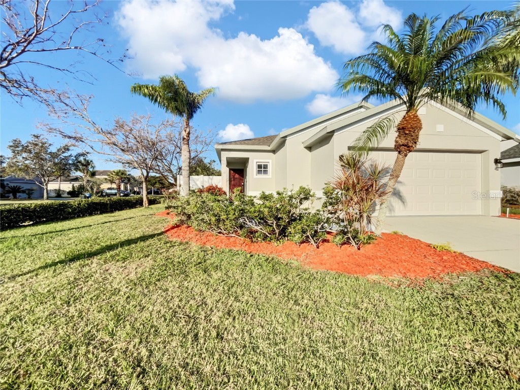 7207 53rd Place E Palmetto FL 34221 O6057671 image1