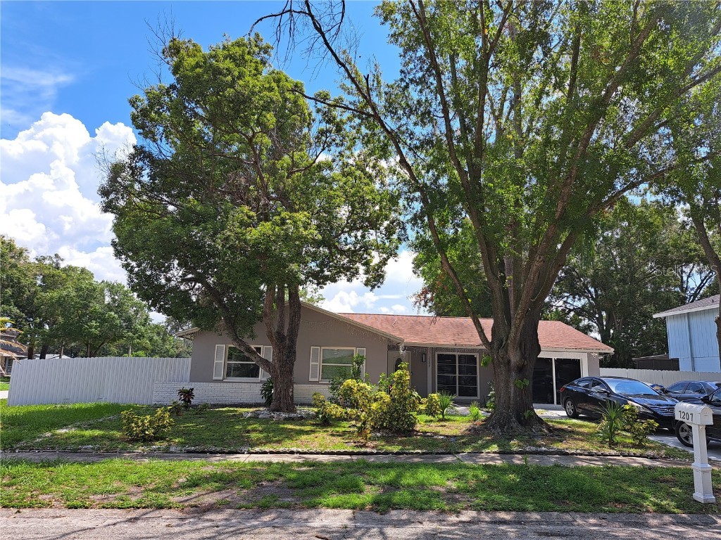 7207 Fairford Place Tampa FL 33634 T3551436 image1