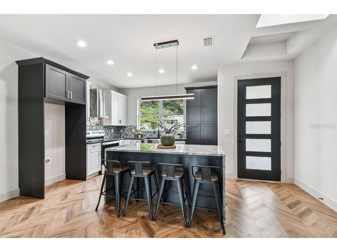 7208 N Glen Avenue Tampa FL 33614 TB8428385 image10