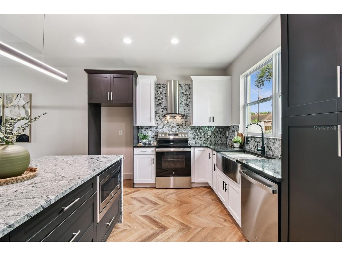 7208 N Glen Avenue Tampa FL 33614 TB8428385 image13