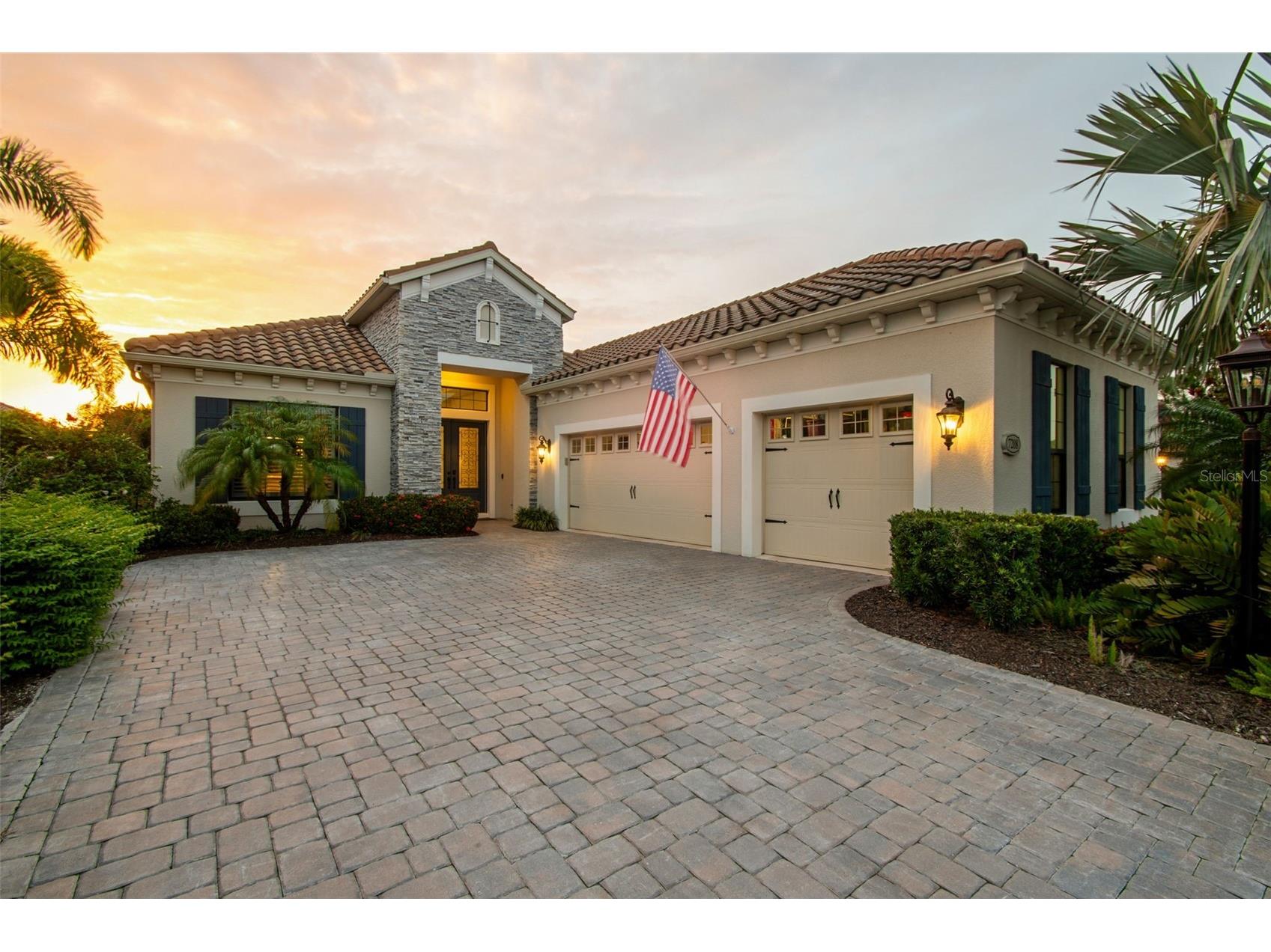 7208 Whittlebury Trail Bradenton FL 34202 A4696001 image1
