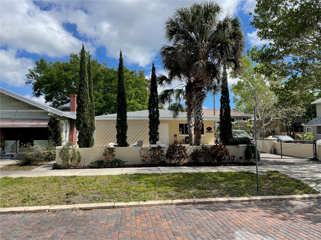 721 11th Street N Saint Petersburg FL 33701 U8195820 image1