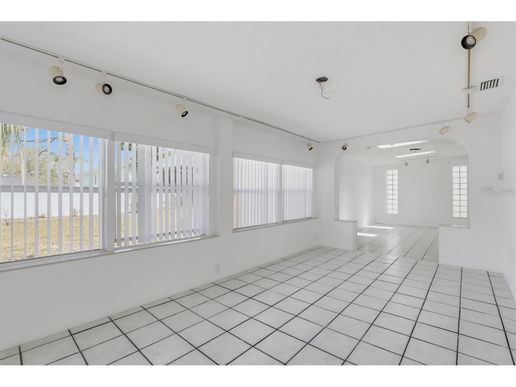 721 Bayshore Drive Tarpon Springs FL 34689 TB8500746 image20