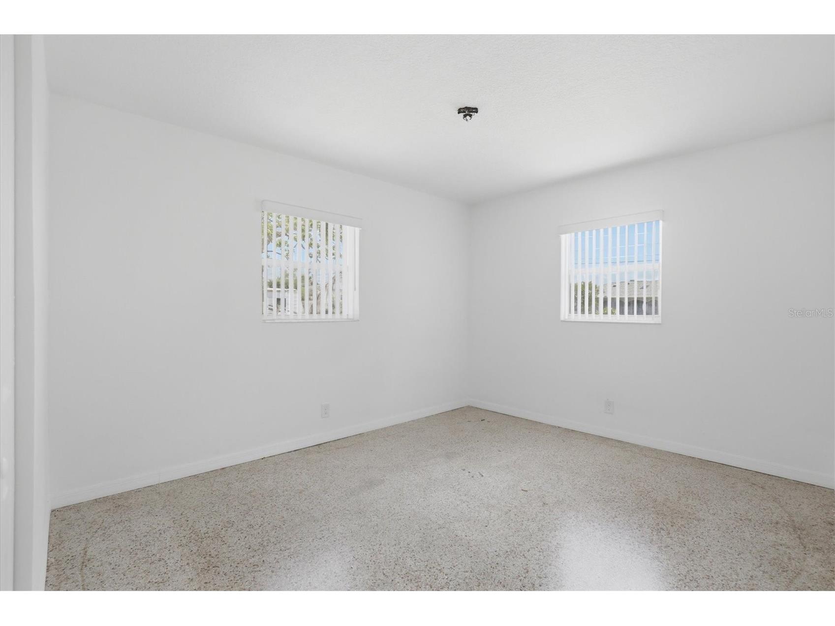 721 Bayshore Drive Tarpon Springs FL 34689 TB8500746 image24