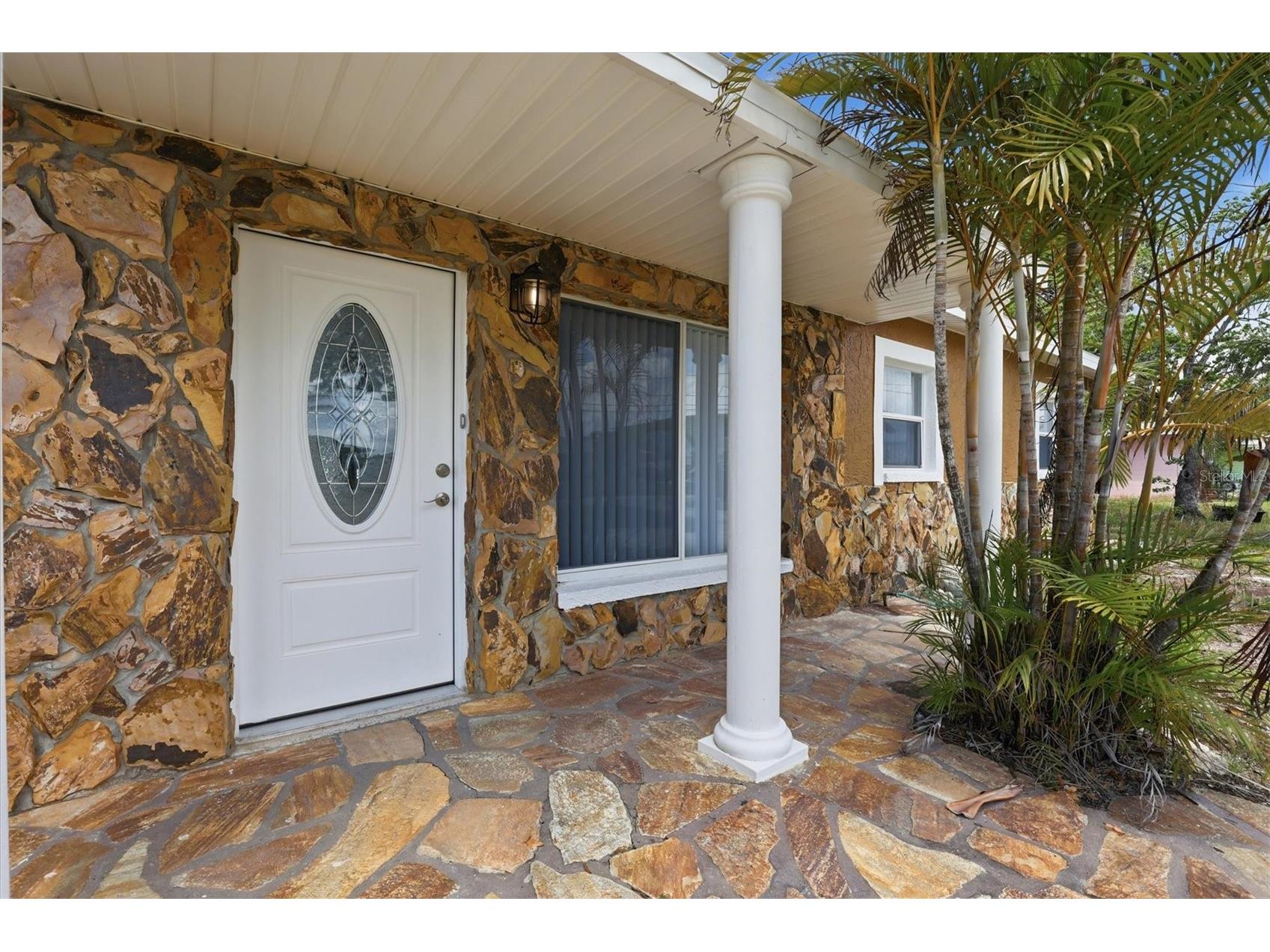 721 Bayshore Drive Tarpon Springs FL 34689 TB8500746 image4