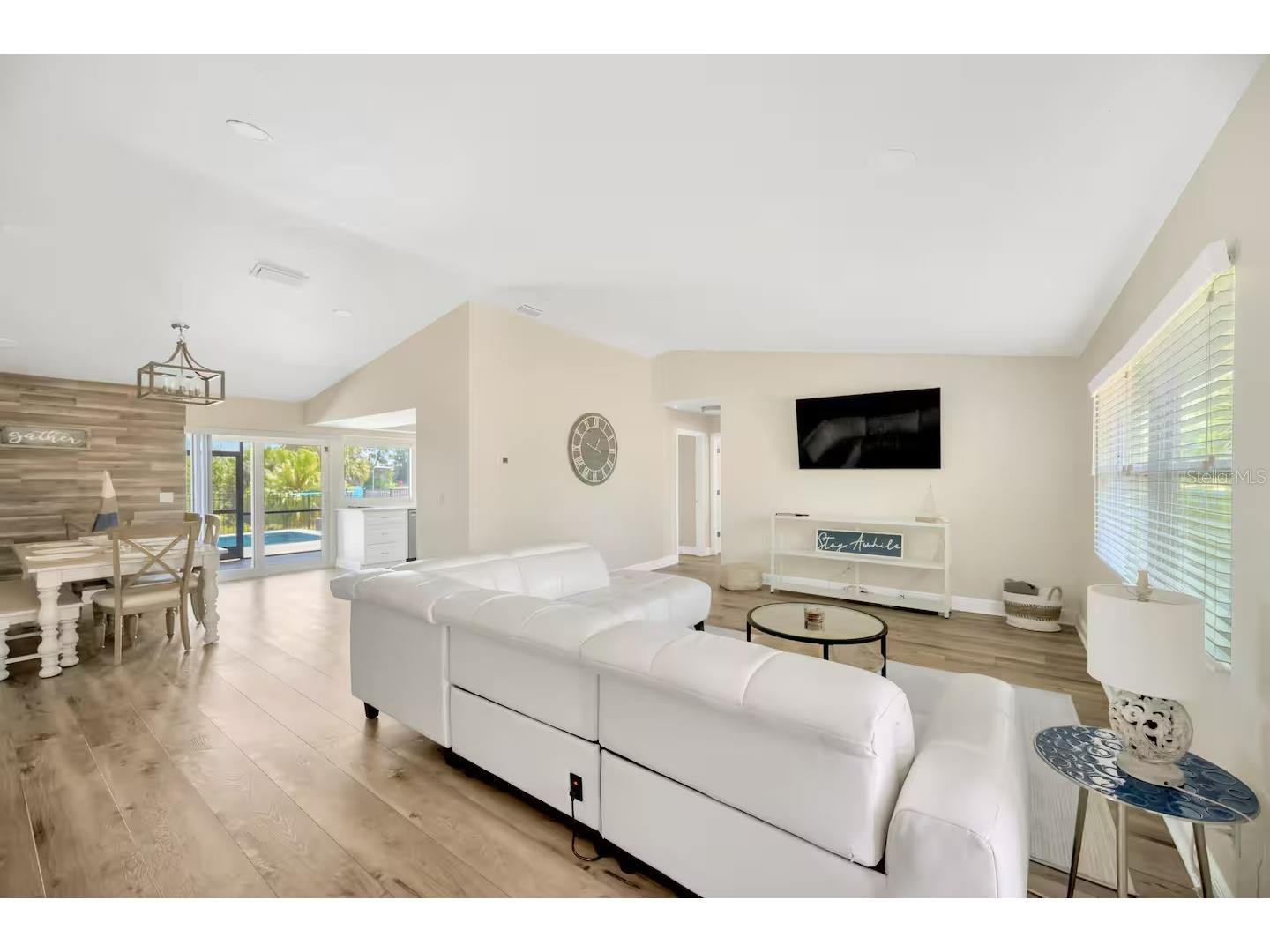 721 Eagle Lane Apollo Beach FL 33572 TB8494549 image10