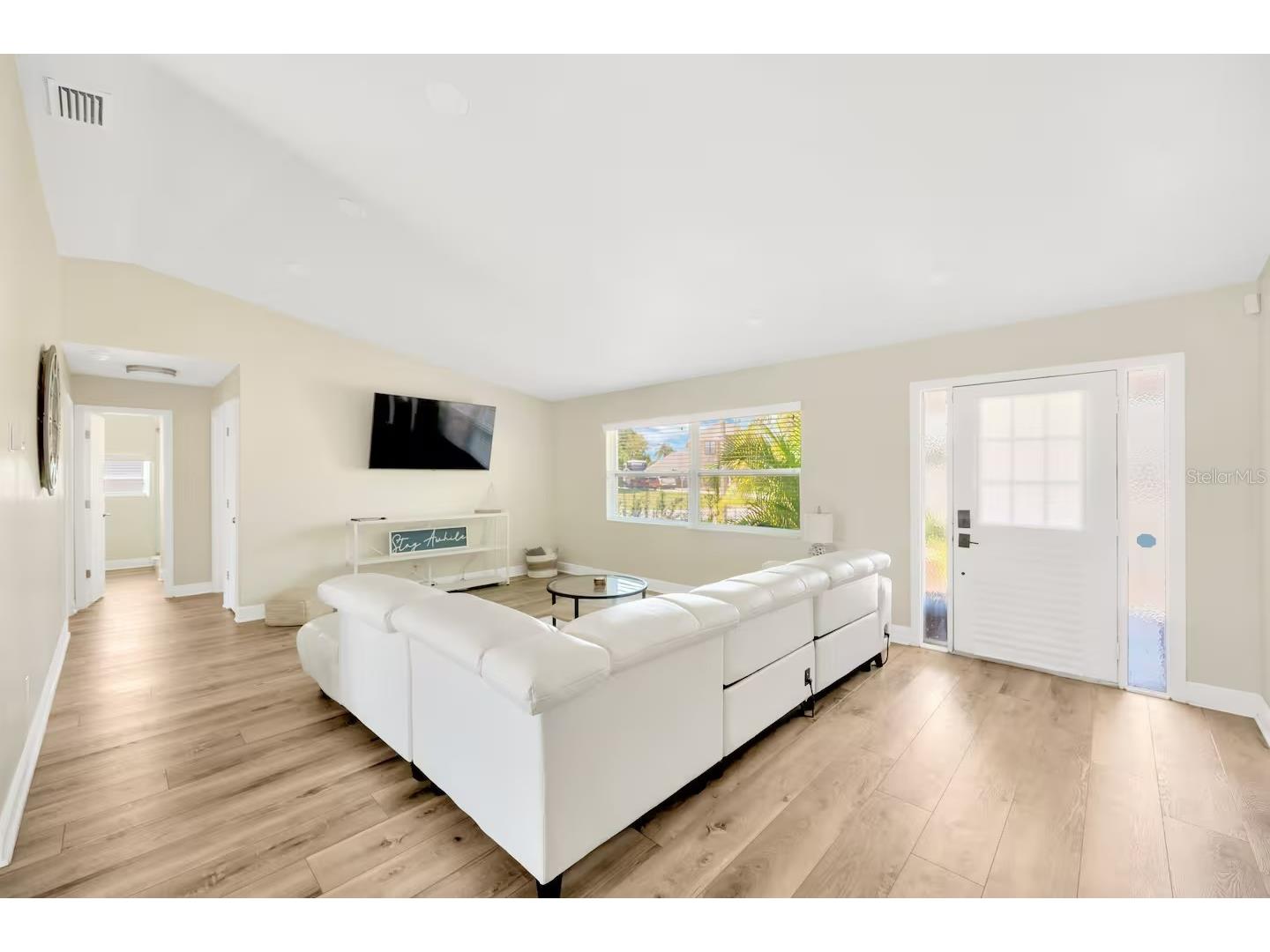 721 Eagle Lane Apollo Beach FL 33572 TB8494549 image7