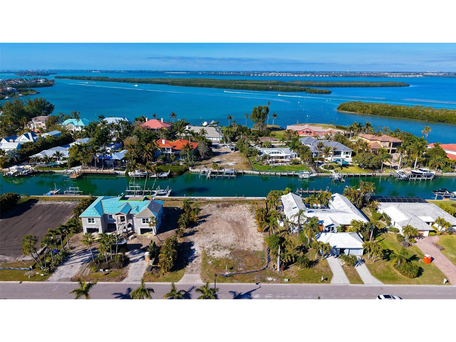 721 Emerald Harbor Drive Longboat Key FL 34228 A4681959 image2