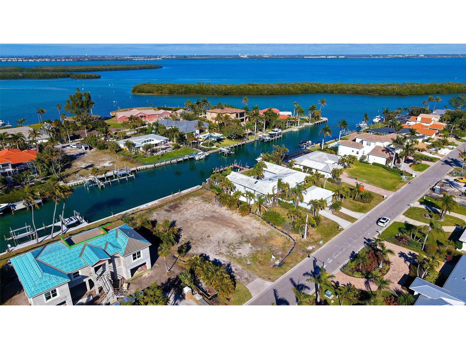 721 Emerald Harbor Drive Longboat Key FL 34228 A4681959 image8