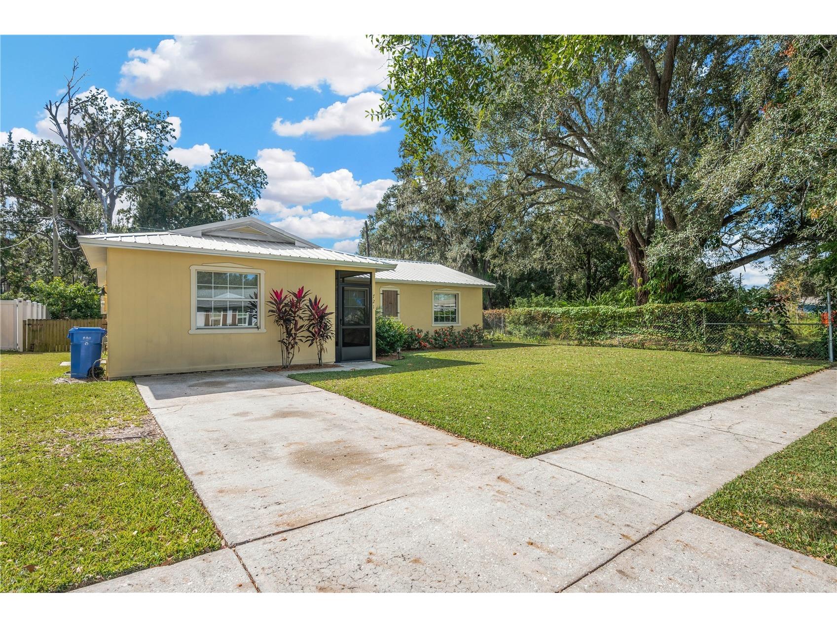 721 Holly Terrace Brandon FL 33511 TB8443698 image2