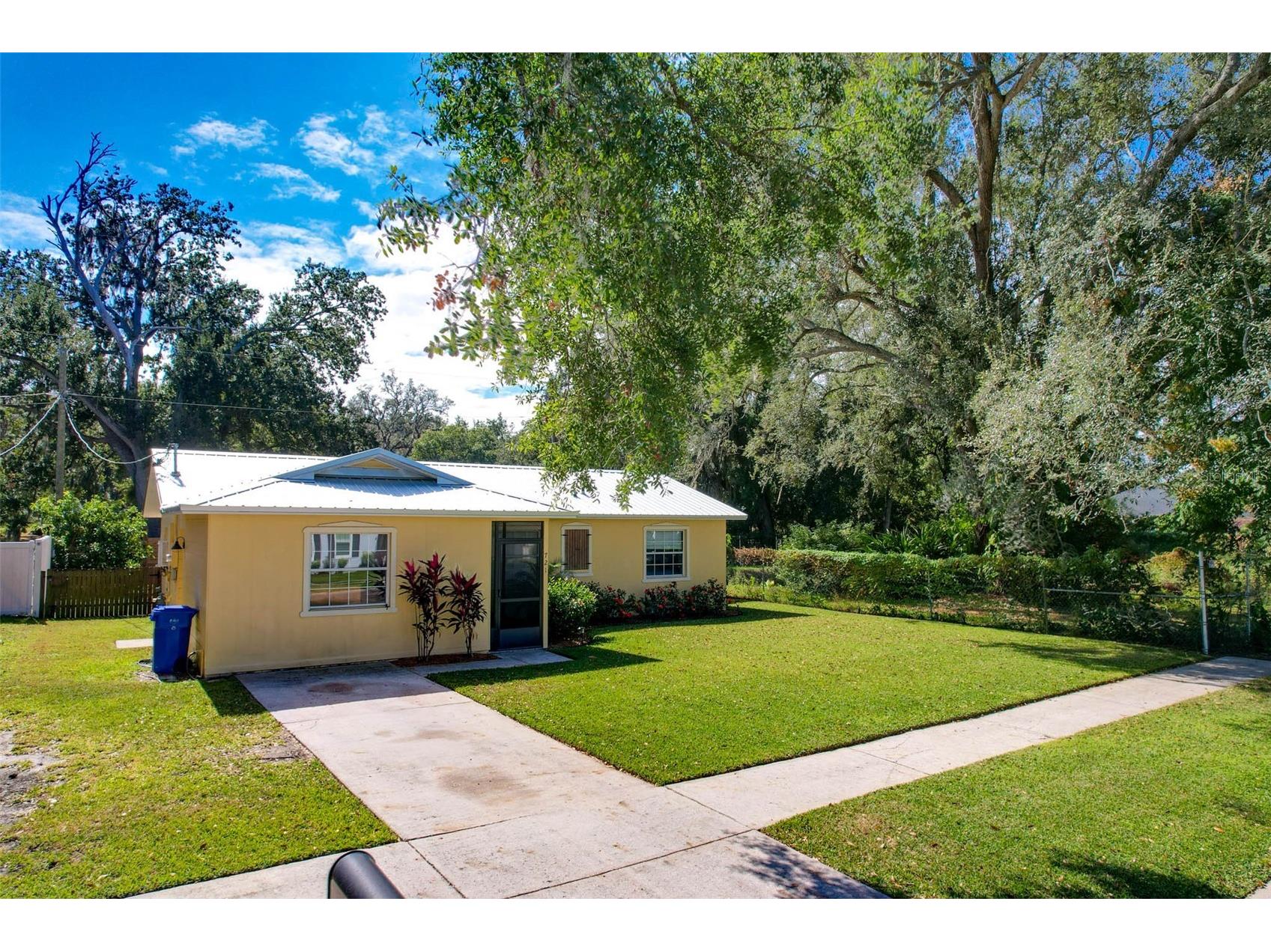 721 Holly Terrace Brandon FL 33511 TB8443698 image40