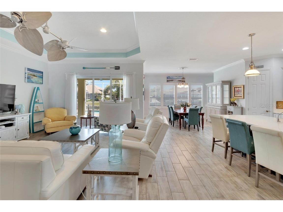 721 Manns Harbor Drive, Apollo Beach, FL, 33572 MLS T3510543 Edina