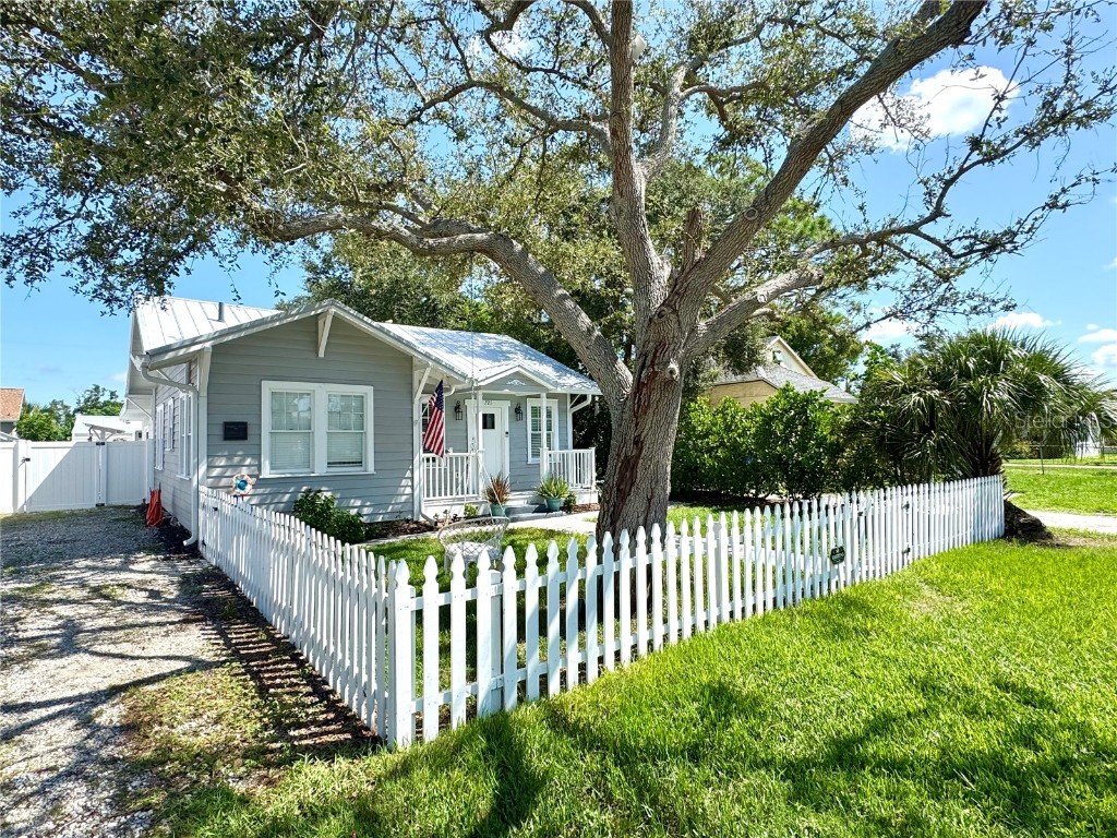 721 Myrtle Avenue Venice FL 34285 A4663095 image40