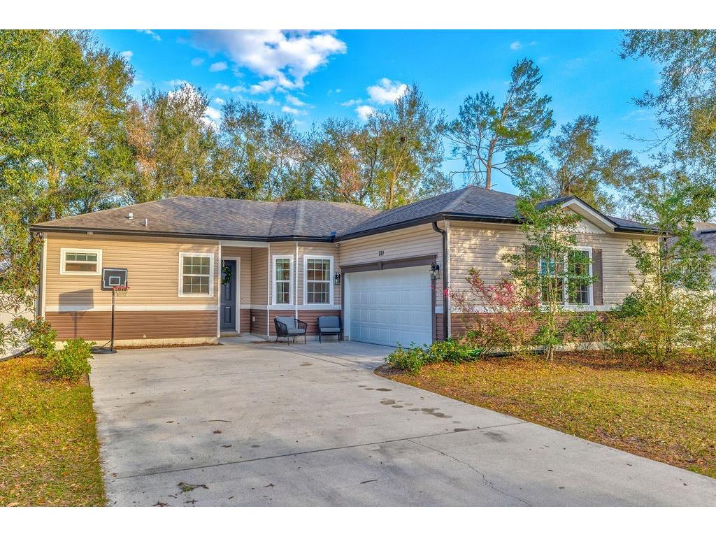 721 Mystic Oaks Lane Deland FL 32724 V4928667 image1