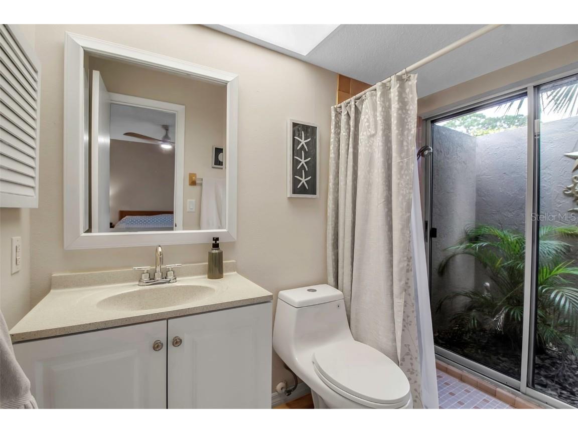 721 N Jefferson Avenue #721 Sarasota FL 34237 A4672260 image20