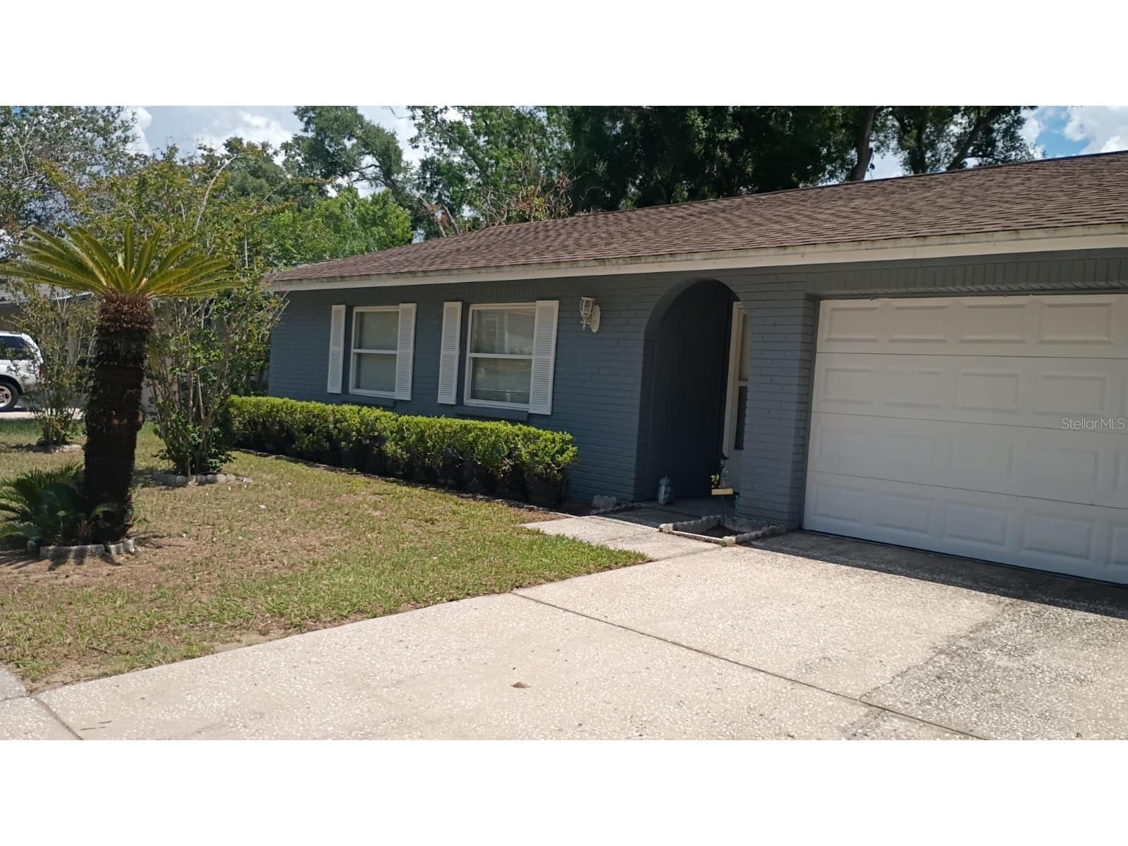 721 Regent Circle S Brandon FL 33511 TB8517036 image2