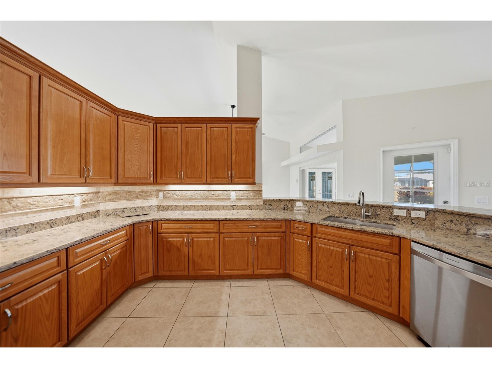 721 Rotonda Circle Rotonda West FL 33947 - ROTONDA RIVER D6145938 image10