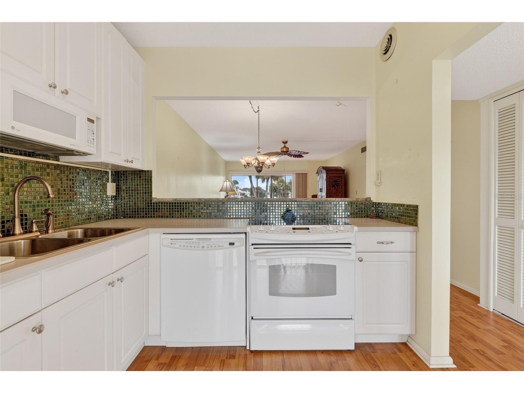 721 S Beach Street #207A Daytona Beach FL 32114 V4946792 image7