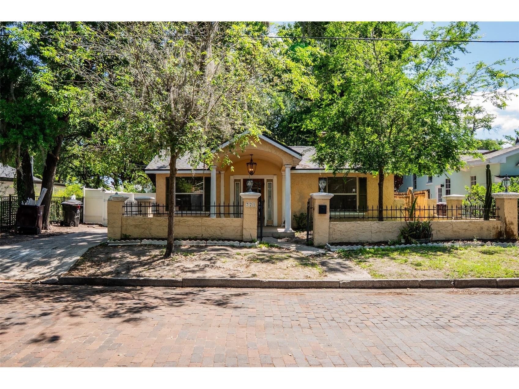 721 Seminole Avenue Orlando FL 32804 O6404692 image1