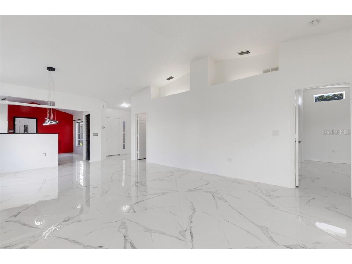 721 Spring Lakes Boulevard Bradenton FL 34210 A4669377 image17