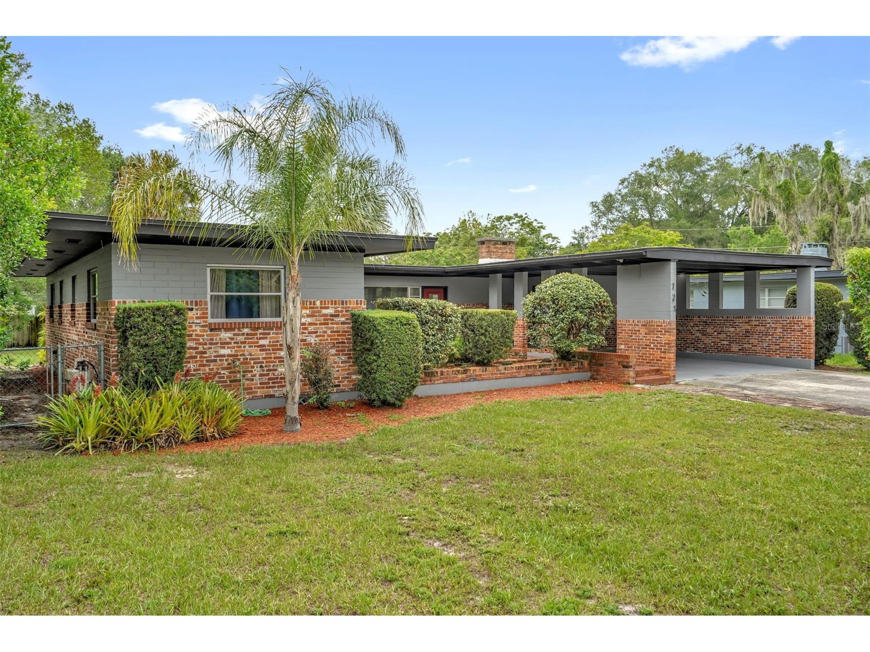 721 W Euclid Avenue Deland FL 32720 V4949459 image1