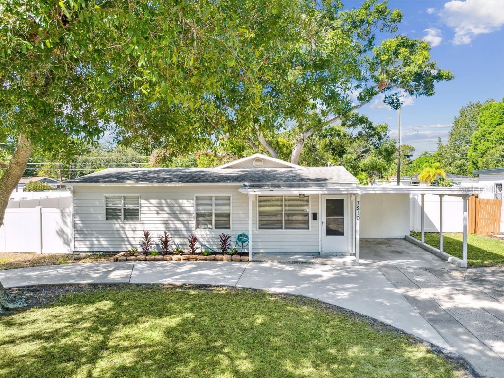 7210 14th Street N Saint Petersburg FL 33702 U8216165 image1
