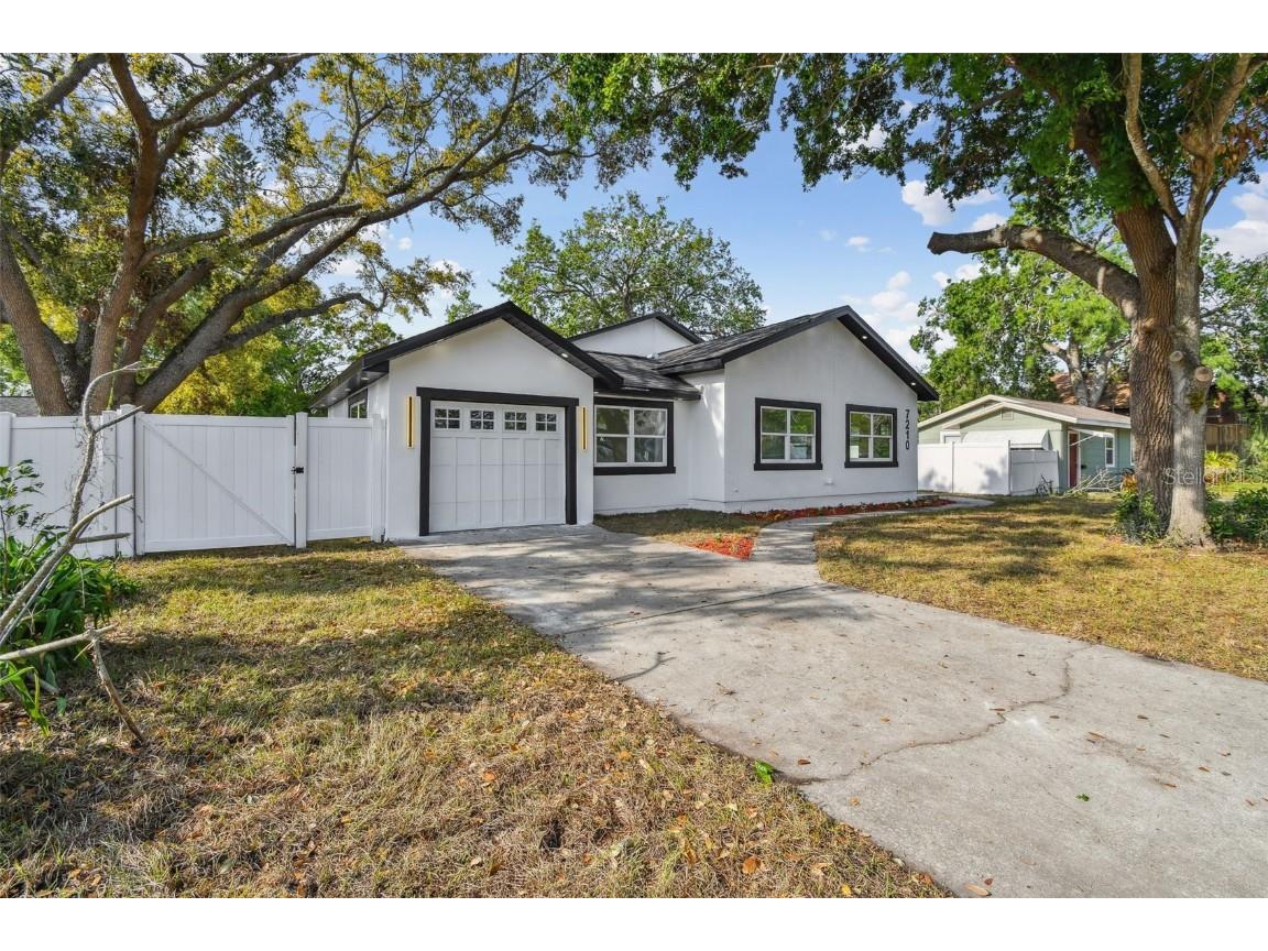 7210 8th Avenue N Saint Petersburg FL 33710 TB8367809 image1