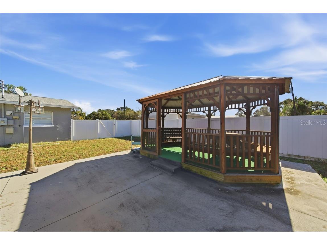 7210 Dr Martin Luther King Jr Street N Saint Petersburg FL 33702 TB8458198 image16