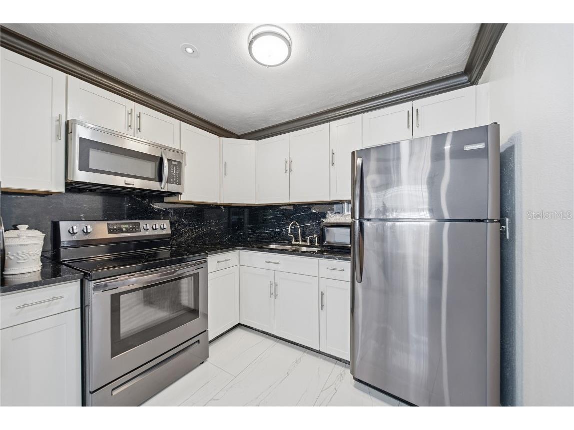 7210 Dr Martin Luther King Jr Street N Saint Petersburg FL 33702 TB8458198 image8