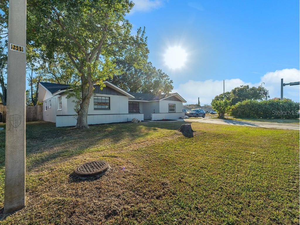 7210 Embassy Boulevard Port Richey FL 34668 TB8448698 image25