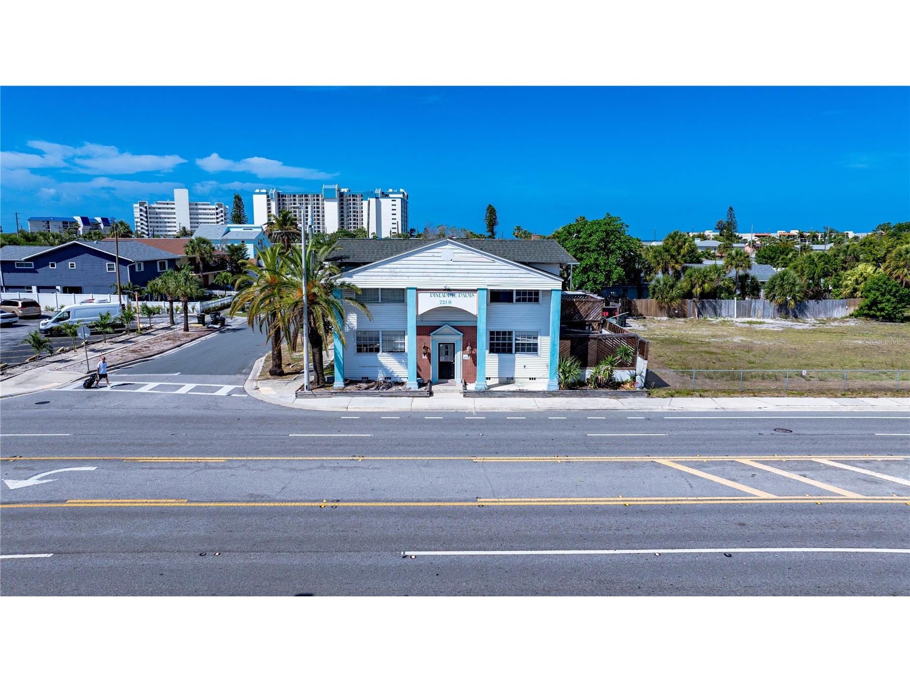 7210 Gulf Boulevard Saint Pete Beach FL 33706 TB8496756 image3