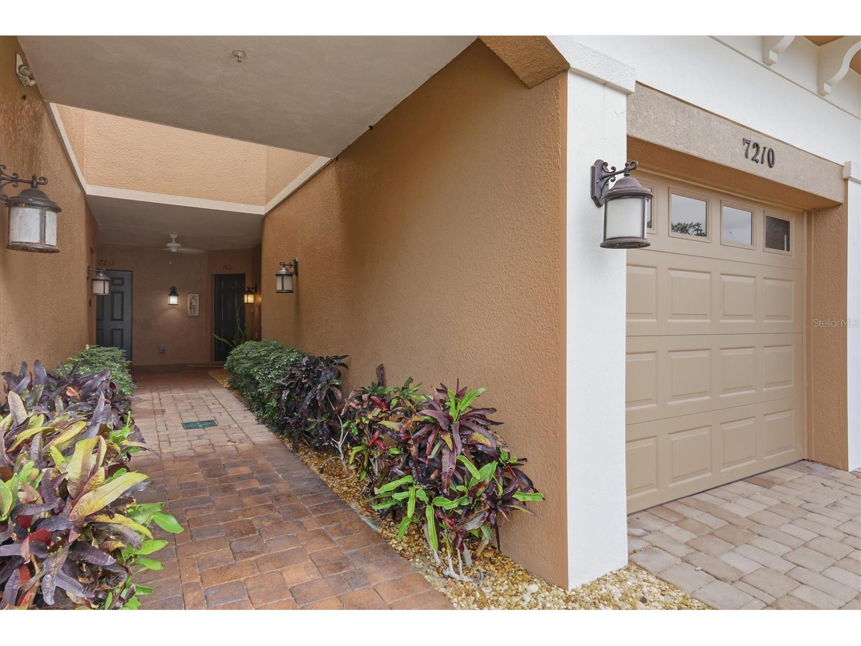 7210 Hamilton Road Bradenton FL 34209 A4696653 image2