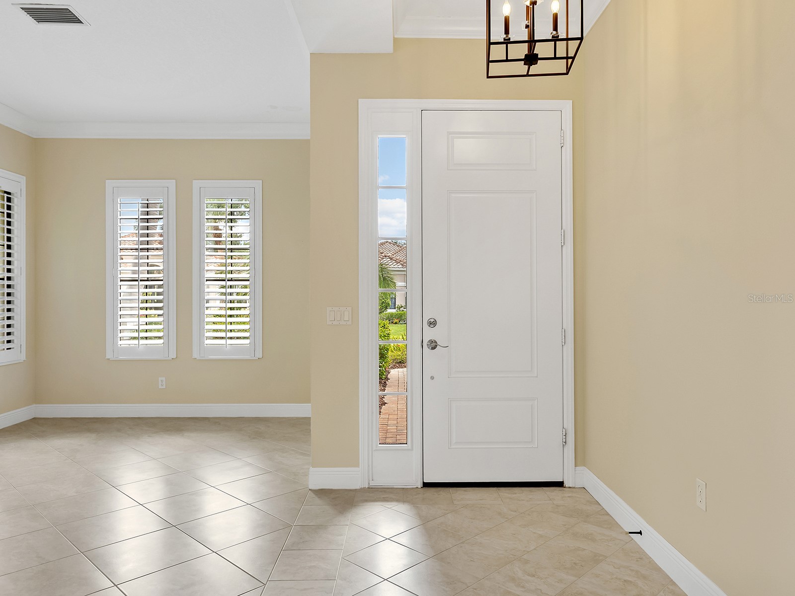 7210 Lake Forest Glen Lakewood Ranch FL 34202 A4693706 image3