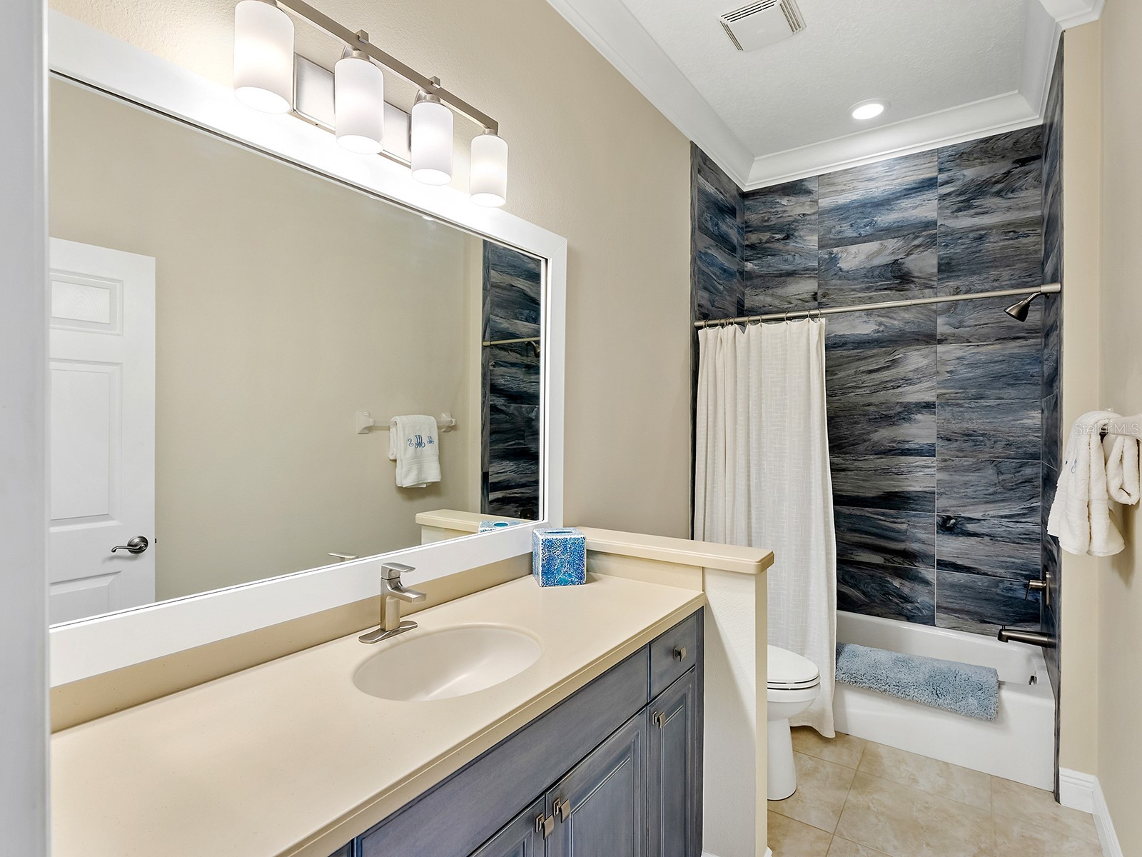 7210 Lake Forest Glen Lakewood Ranch FL 34202 A4693706 image33