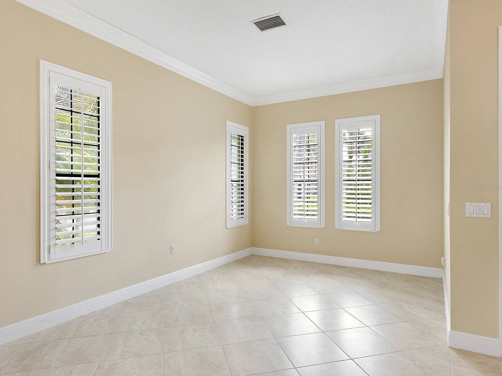7210 Lake Forest Glen Lakewood Ranch FL 34202 A4693706 image5
