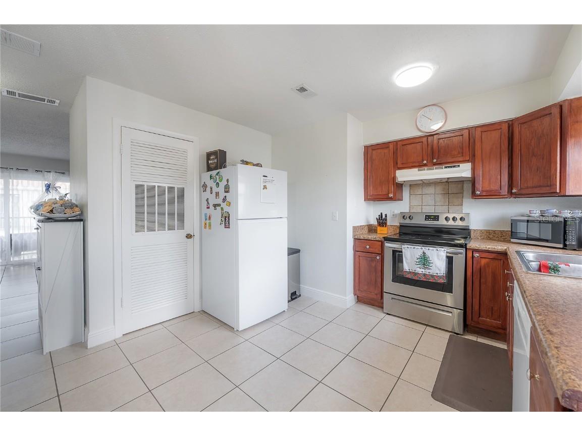 7210 N Manhattan Avenue #2324 Tampa FL 33614 TB8446662 image9