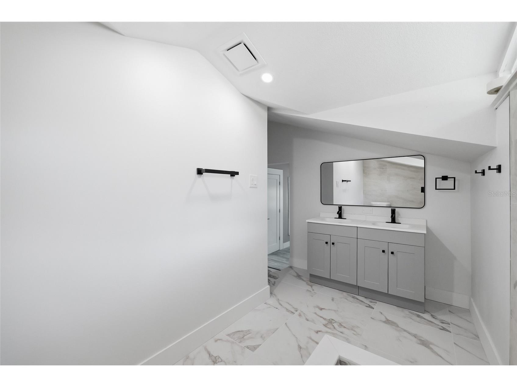 7210 Valrie Lane Riverview FL 33569 TB8521608 image25