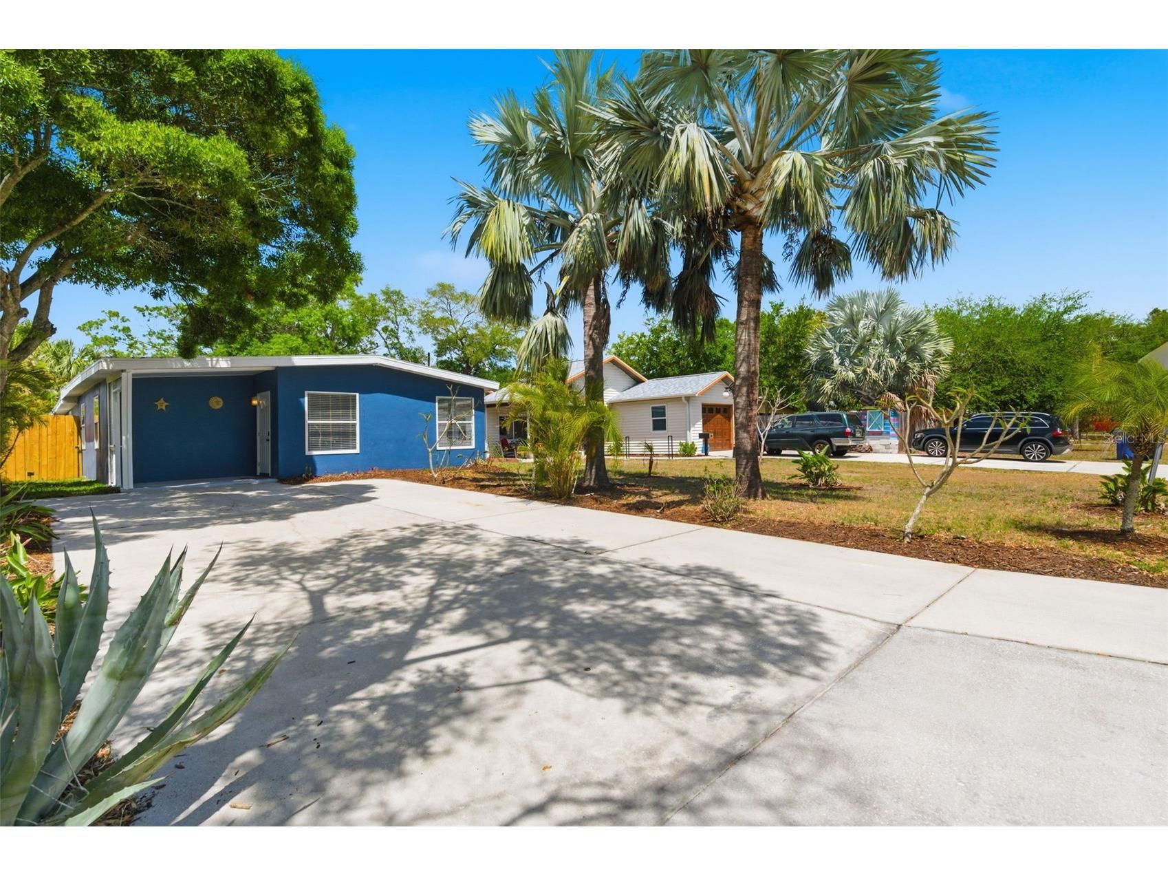 7211 32nd Avenue N Saint Petersburg FL 33710 TB8494205 image1