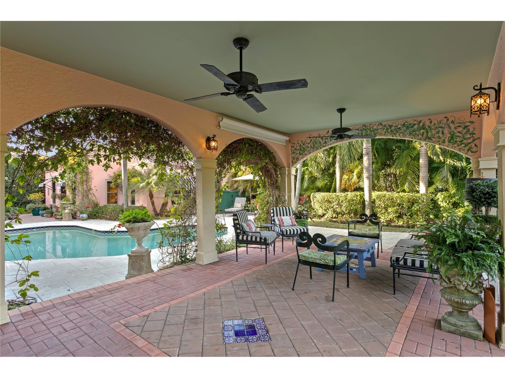 7211 3rd Avenue S Saint Petersburg FL 33707 TB8470752 image45