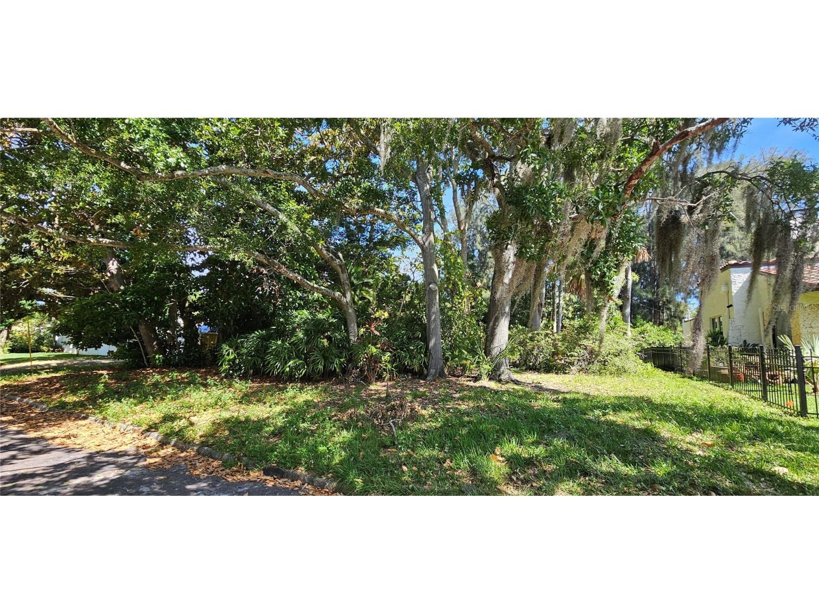 7211 5th Avenue S Saint Petersburg FL 33707 J975151 image1