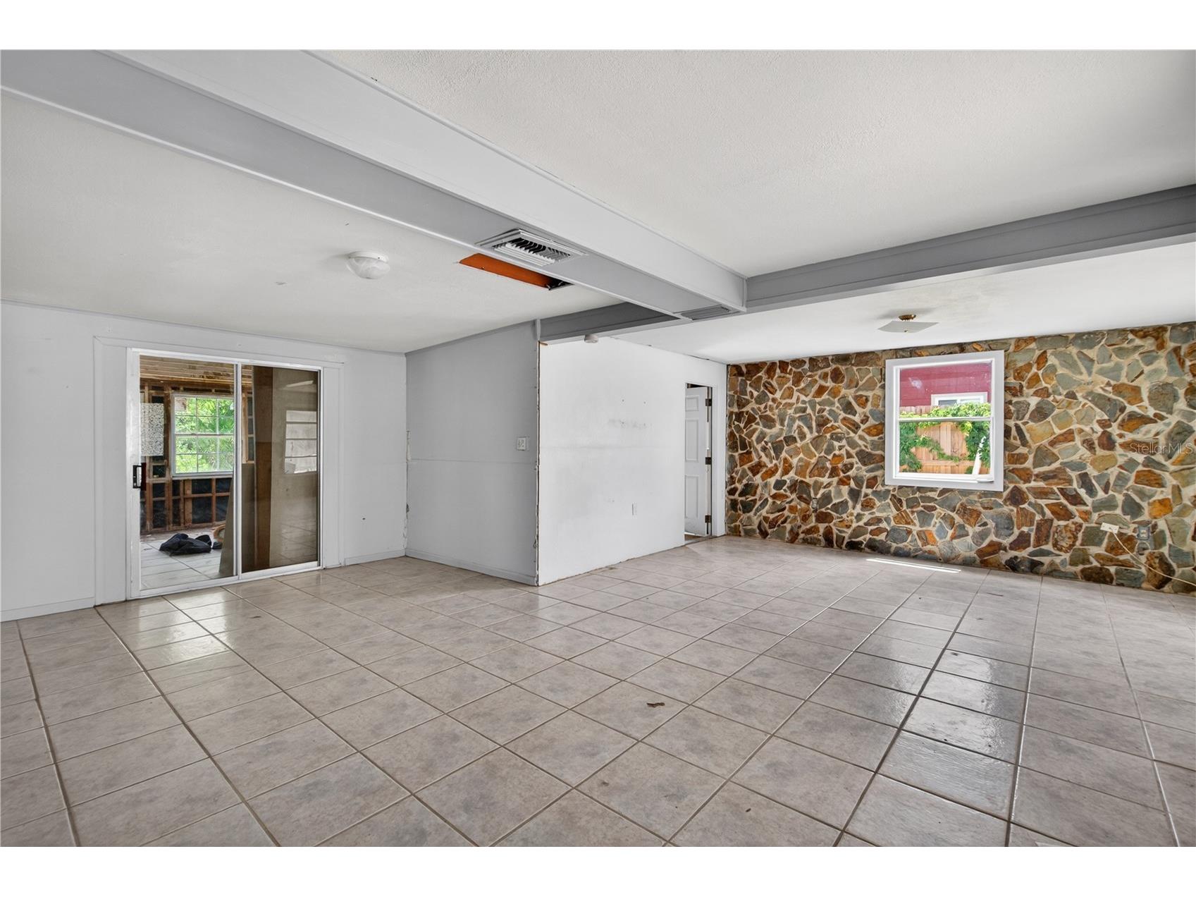 7211 Lynnwood Avenue N Saint Petersburg FL 33710 TB8511391 image16