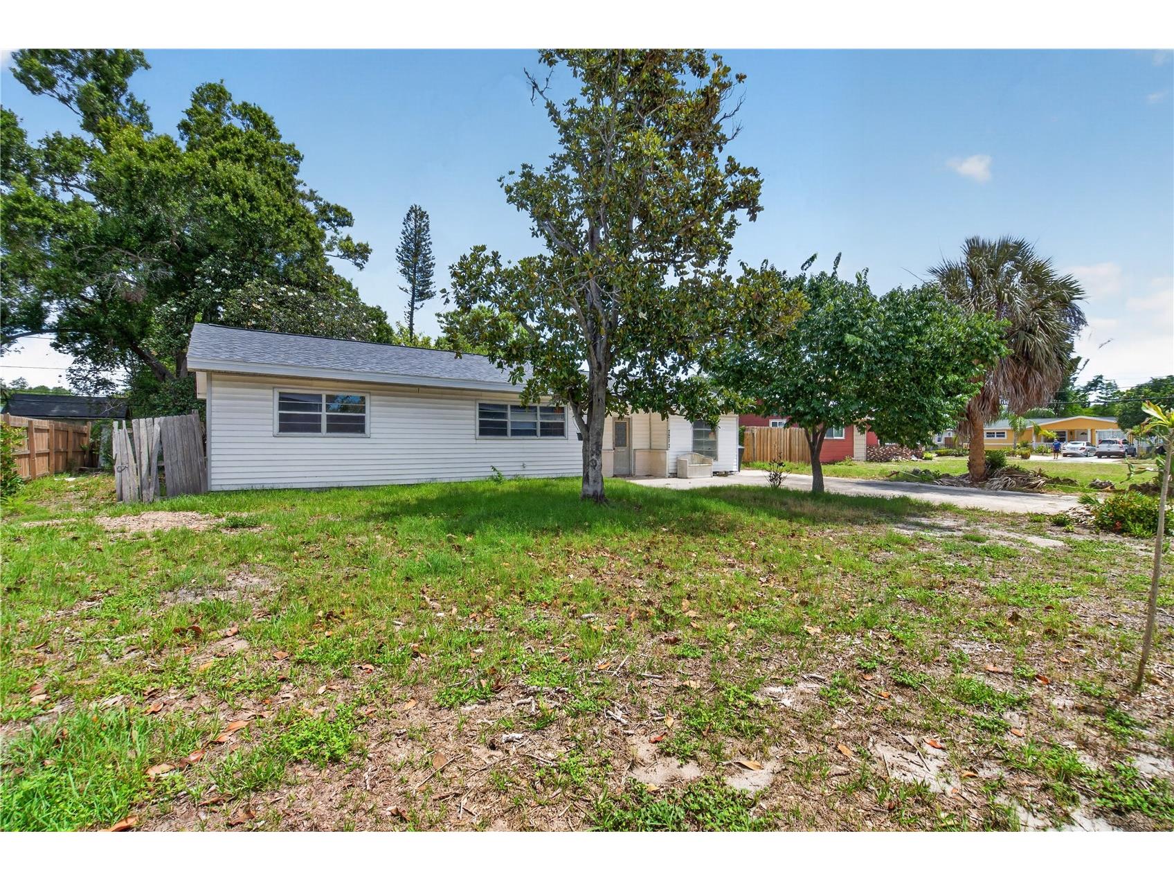 7211 Lynnwood Avenue N Saint Petersburg FL 33710 TB8511391 image24