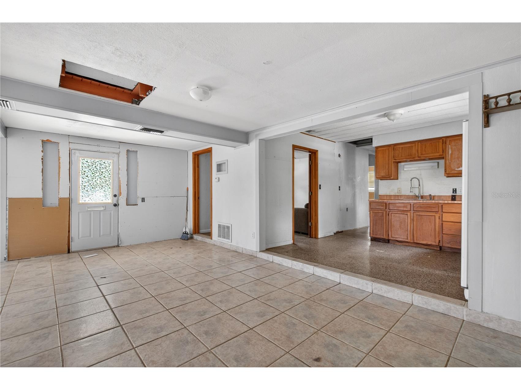 7211 Lynnwood Avenue N Saint Petersburg FL 33710 TB8511391 image5