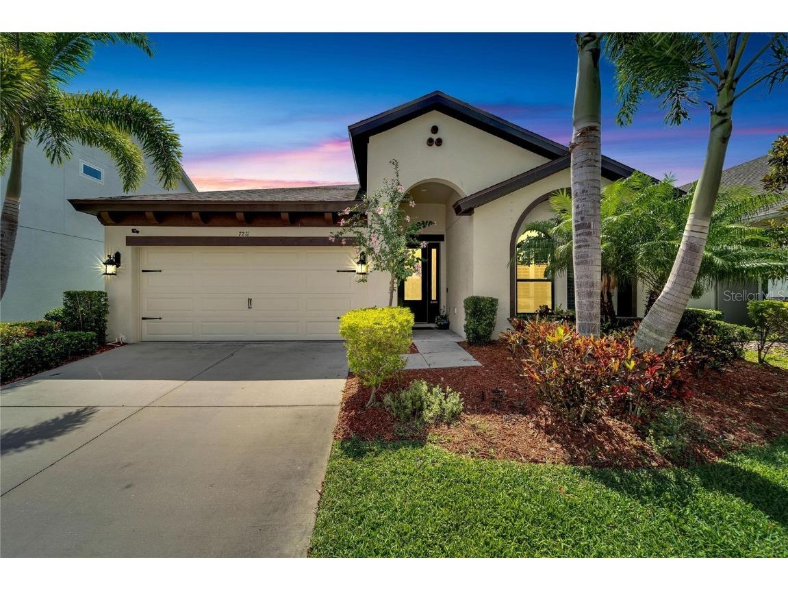 7211 Meeting House Lane Apollo Beach FL 33572 T3448069 image1