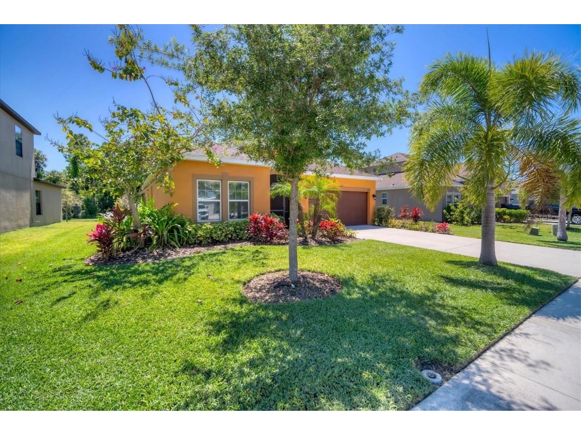 7211 Mill Hopper Court Palmetto FL 34221 A4606990 image1
