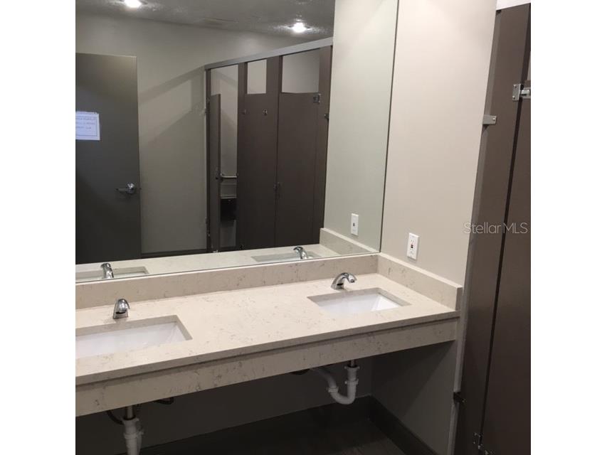 7211 N Dale Mabry Highway N Tampa FL 33614 TB8302313 image12